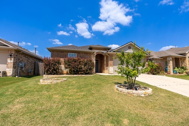 Building Photo - Beautiful 4 bedroom, 2 bathroom home in Leander!