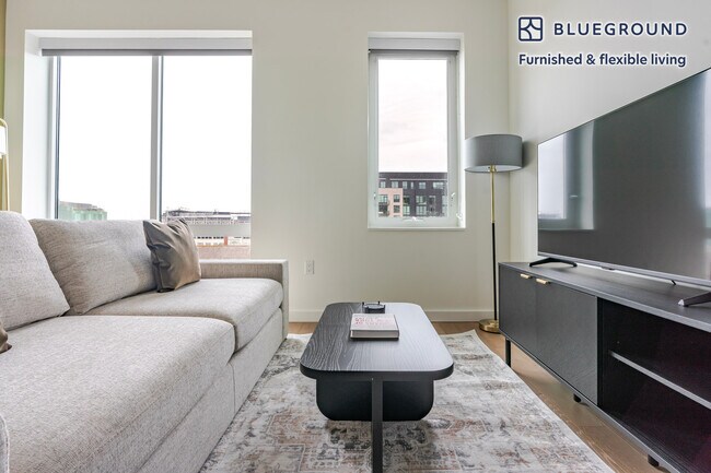 Building Photo - 3 Tingey Sq SE