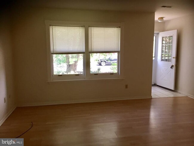 Building Photo - 4566 Winding Brook Dr