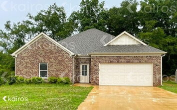 Building Photo - 284 Elm Way