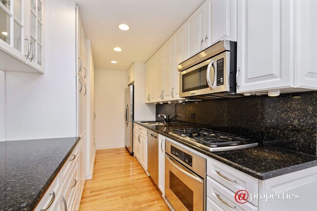 Stainless Steel and Granite Kitchen - 2040 N Cleveland Ave