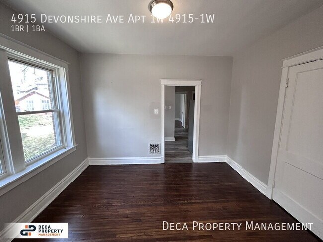 Foto del edificio - 4915 Devonshire Ave