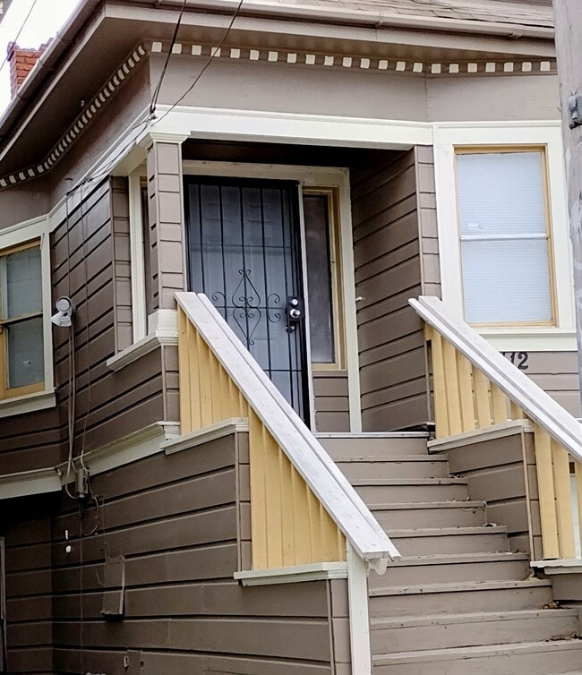 Photo - 2412 Myrtle St House