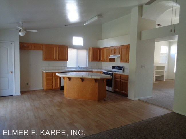 Building Photo - 4 br, 2 bath House - 9126 JENNA KATHRYN