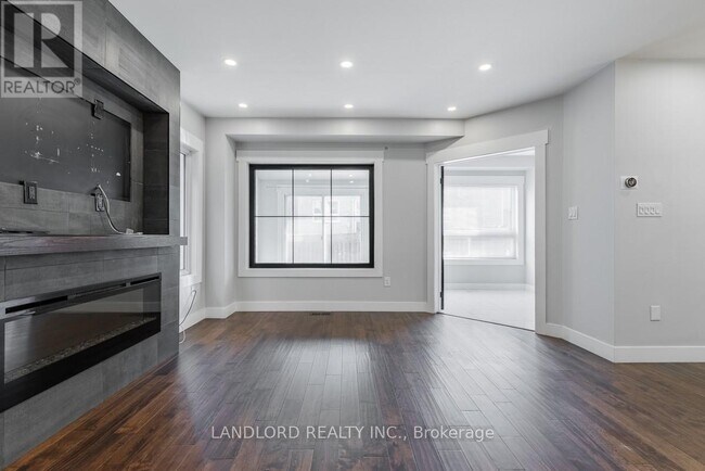 Photo du bâtiment - 5943 Brookhaven Way