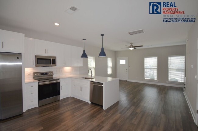 Foto del edificio - 555 Gresham Ln