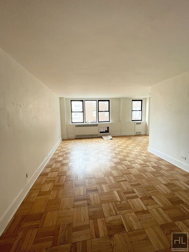 Building Photo - East 79th Street