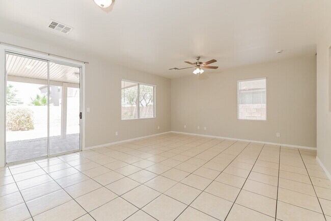Foto del edificio - 6416 Pronghorn Ridge Ave