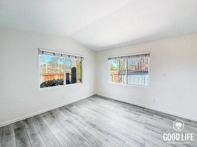 Building Photo - 3927 33rd St