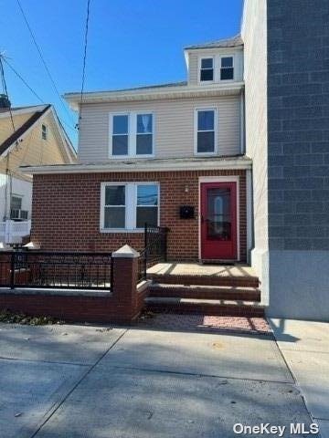 Primary Photo - 98-10-98218 218th St