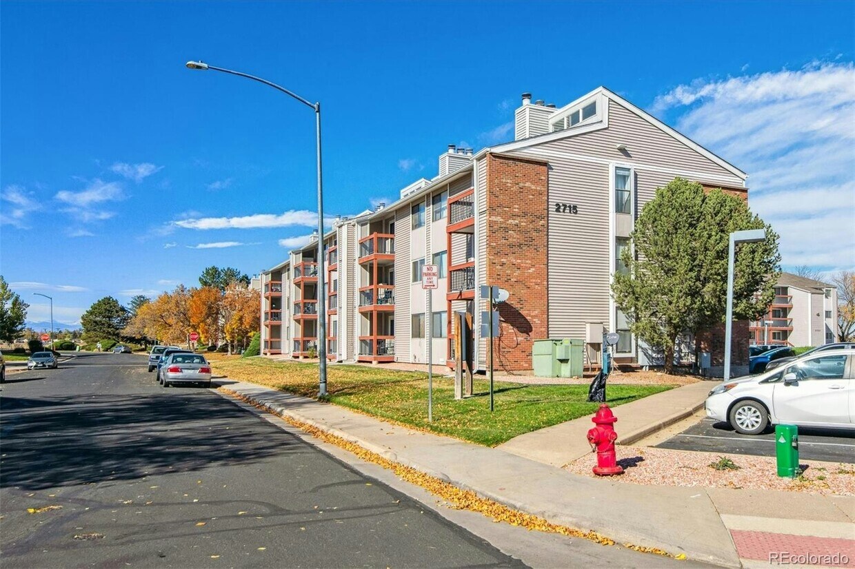 Primary Photo - 2715 W 86th Ave