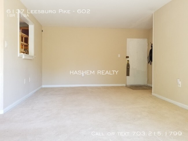 Building Photo - 6137 Leesburg Pike