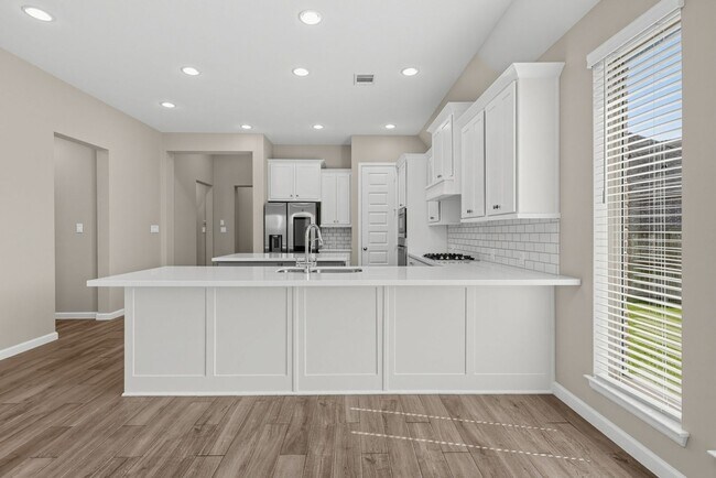 Foto del edificio - 5123 Morrison Dr
