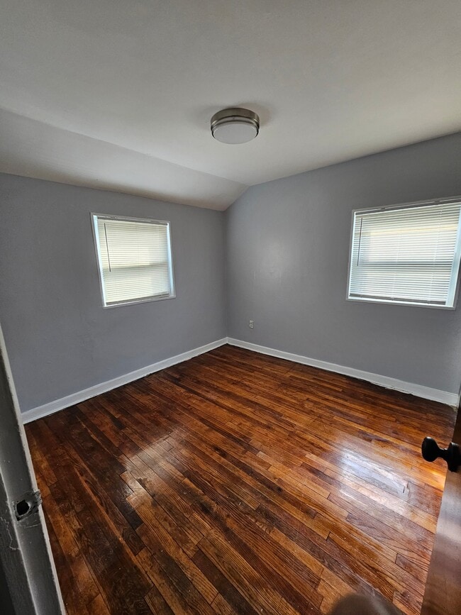 Foto del edificio - 6309 Longfellow St