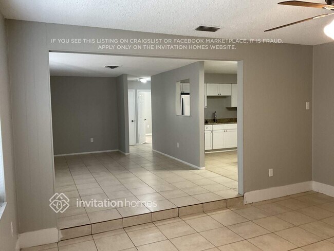 Foto del edificio - 603 67th Ave Terrace W