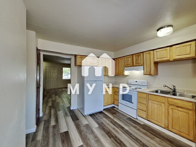 Foto del edificio - 1404 E 9th St Unit 3