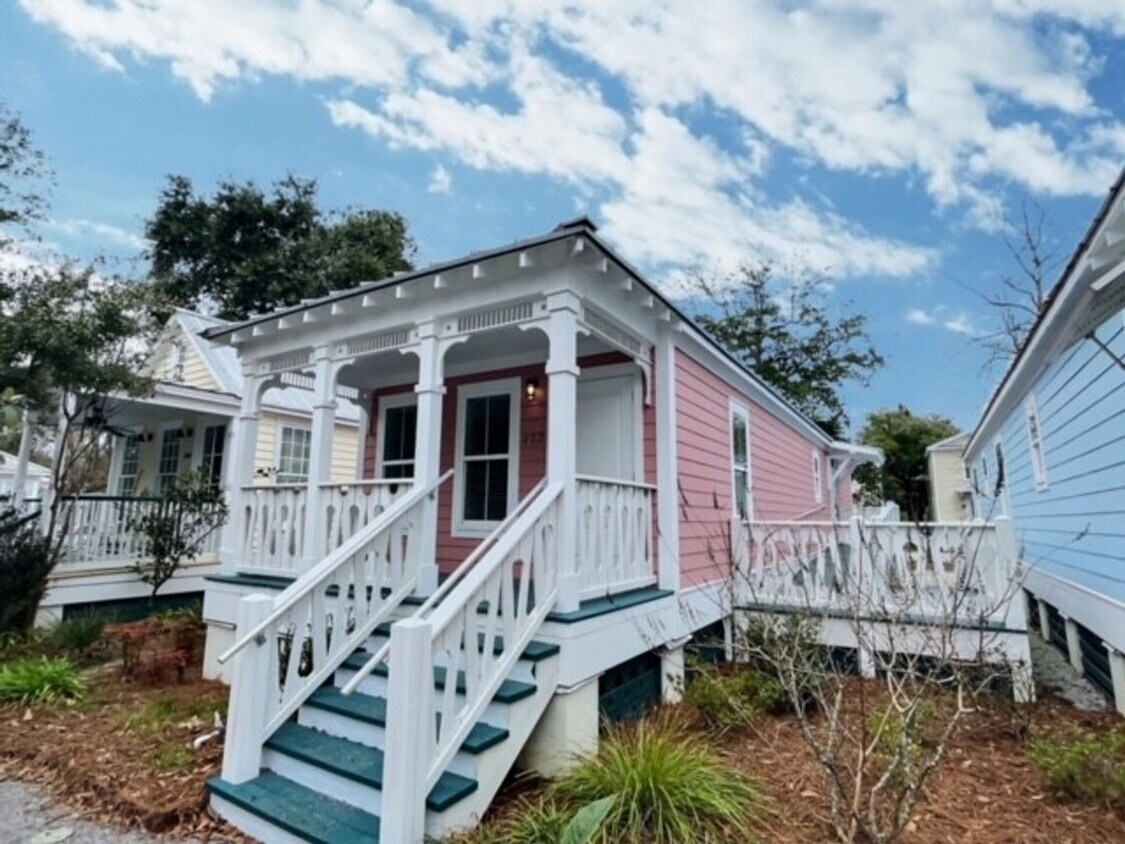 Primary Photo - 2 Bedroom Cottage Near Downtown Ocean Springs