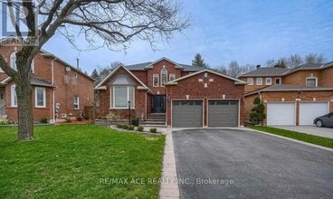 Building Photo - 17 Meekings Dr
