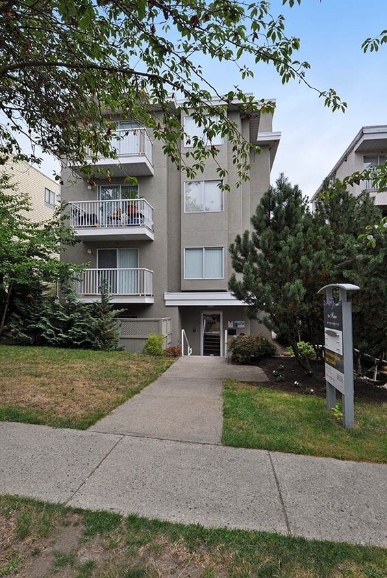 Hudson Manor Apartments 8638 Hudson St Vancouver, BC