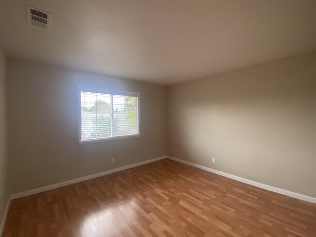 Building Photo - 4373 Santee Rd