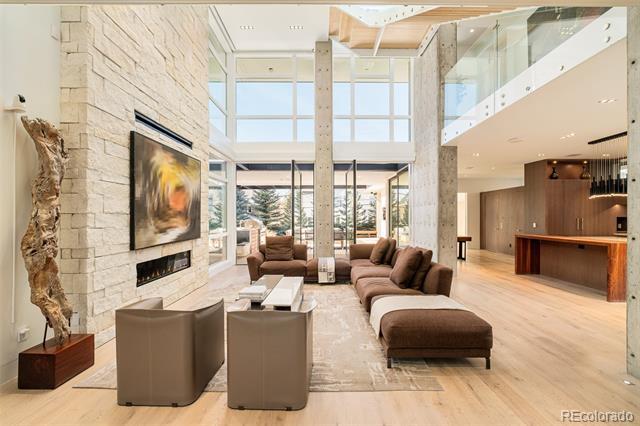 Foto del edificio - 121 S Dexter St