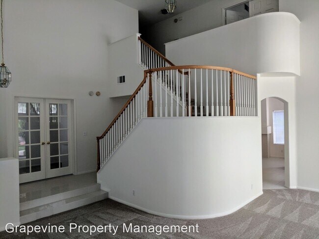 Building Photo - 3 br, 3 bath House - 28288 Tierra Vista Road