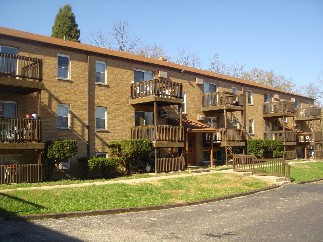 Primary Photo - 2721-2725 Baker Ave