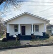 Foto principal - 628 E Irvine Ave