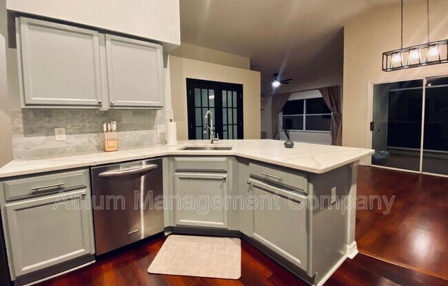 Foto del edificio - 15412 Amberbeam Blvd