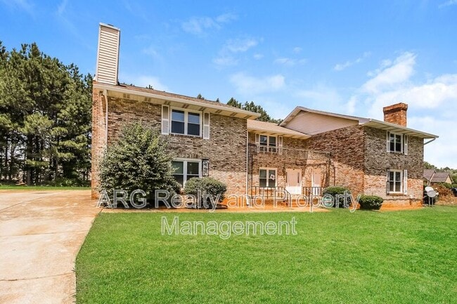 Foto del edificio - 2140 Fairway Ct SE