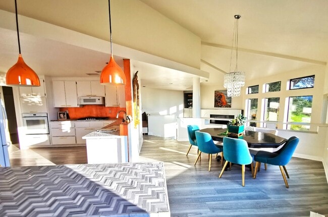 Photo - 967 Richard Ln Townhome