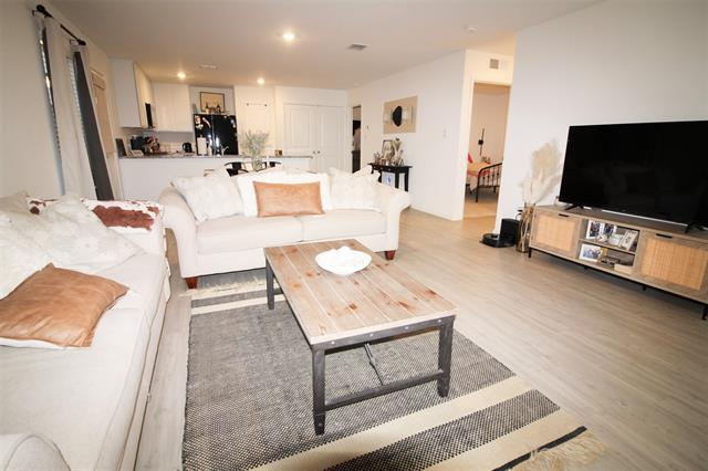 Building Photo - 15104 Bull Wagon Wy