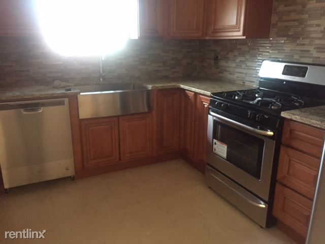 Foto principal - 2581 49th St