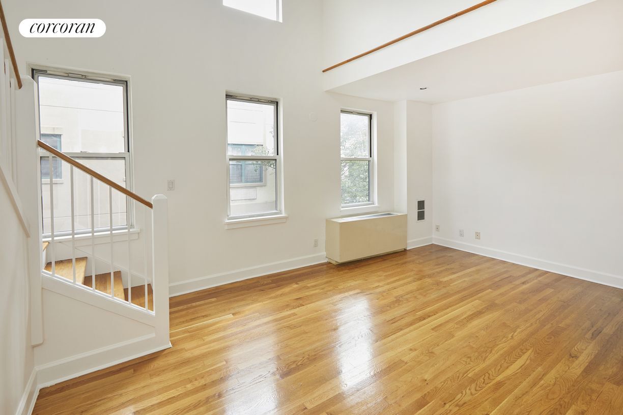 Primary Photo - 123 Boerum Pl