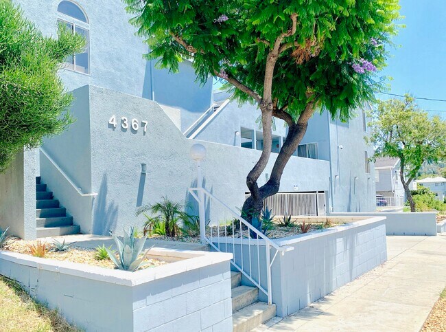 Foto del edificio - 4367 Camero Ave