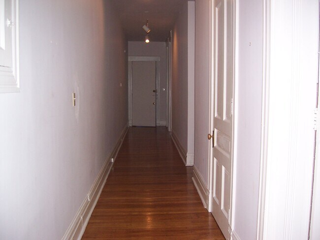 Foto del edificio - 510 S Highland Ave