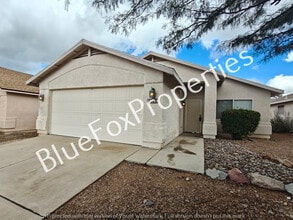 Building Photo - 10211 E Paseo Juan Tabo