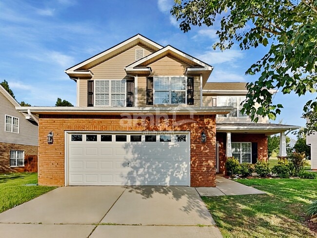 Building Photo - 1684 Woods Ln