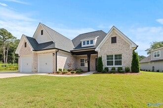 Building Photo - 1439 Cherokee Ridge Dr