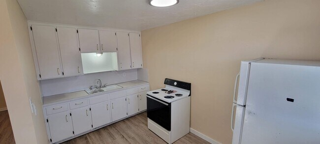 Foto del edificio - 1204 Georgetown Rd