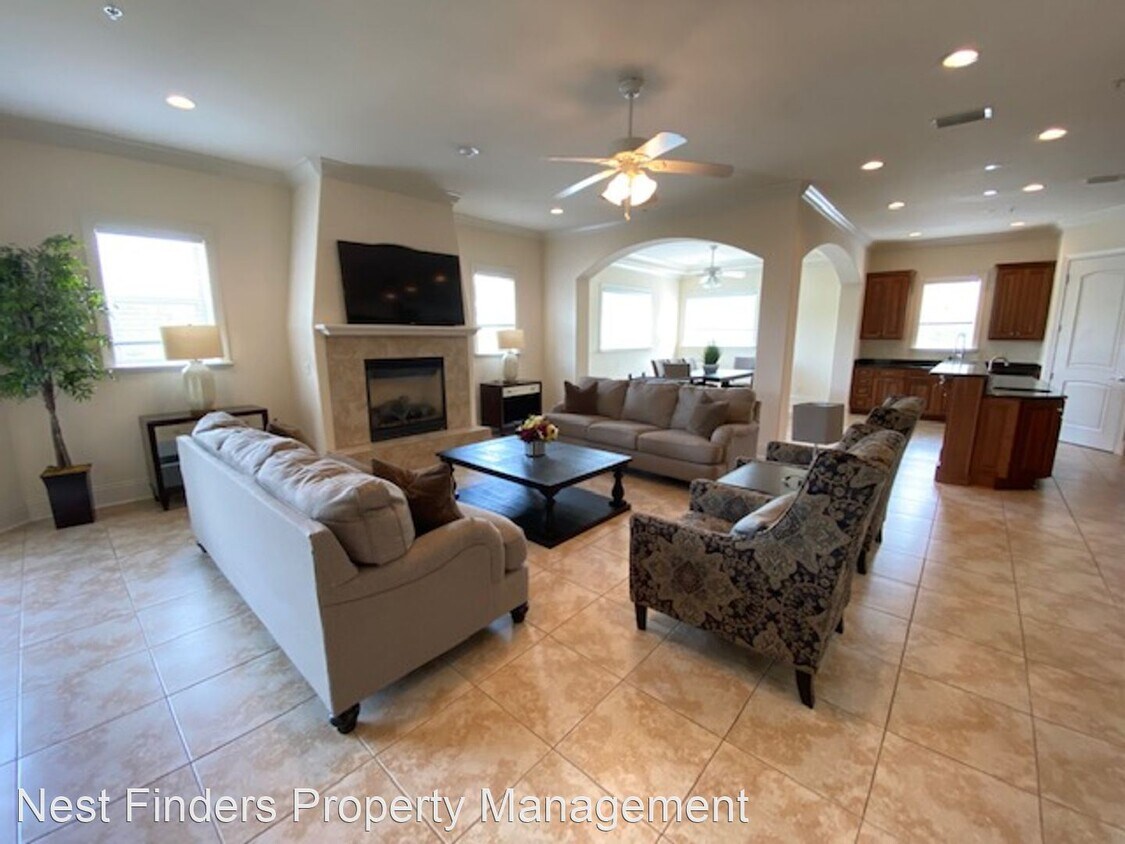 Primary Photo - 3 br, 3.5 bath House - 1616 River Rd #103