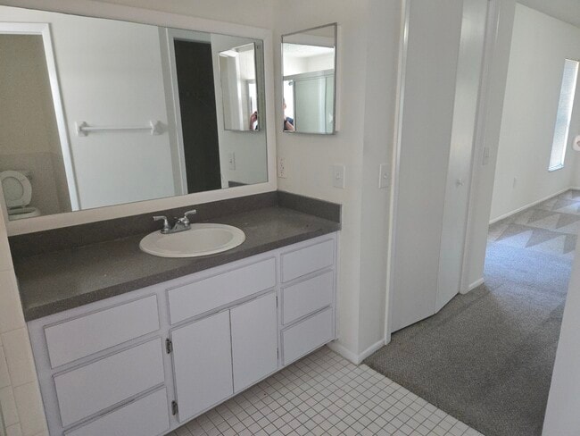 Foto del edificio - 9808 Glen Moor Ln
