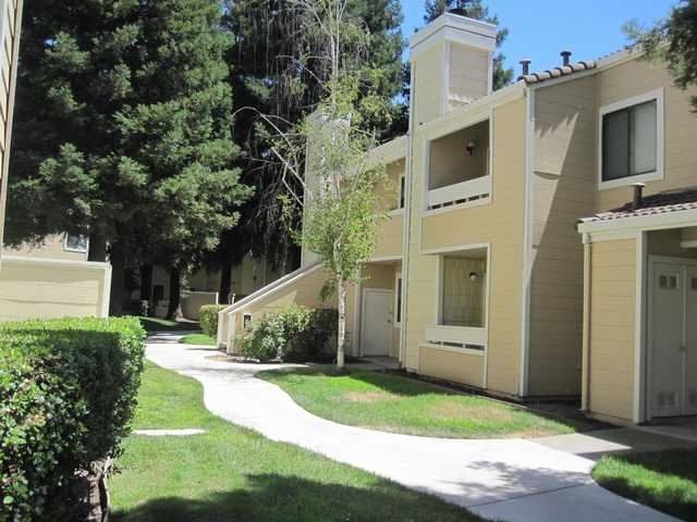 Primary Photo - 1613 Pyrenees Ave