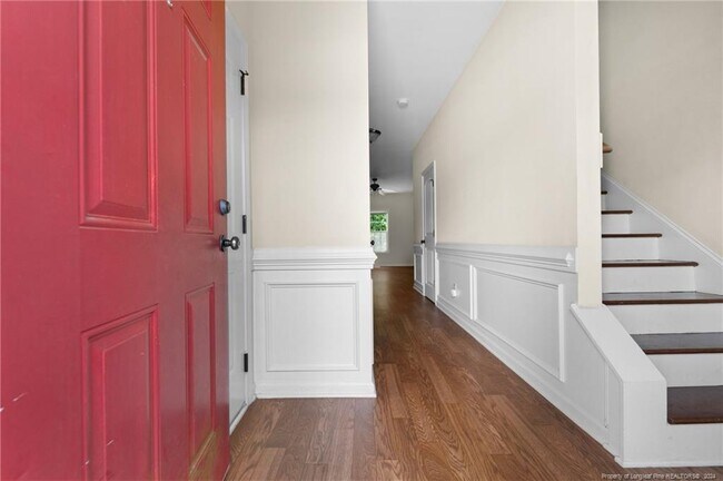 Building Photo - 127 Burgess Ln