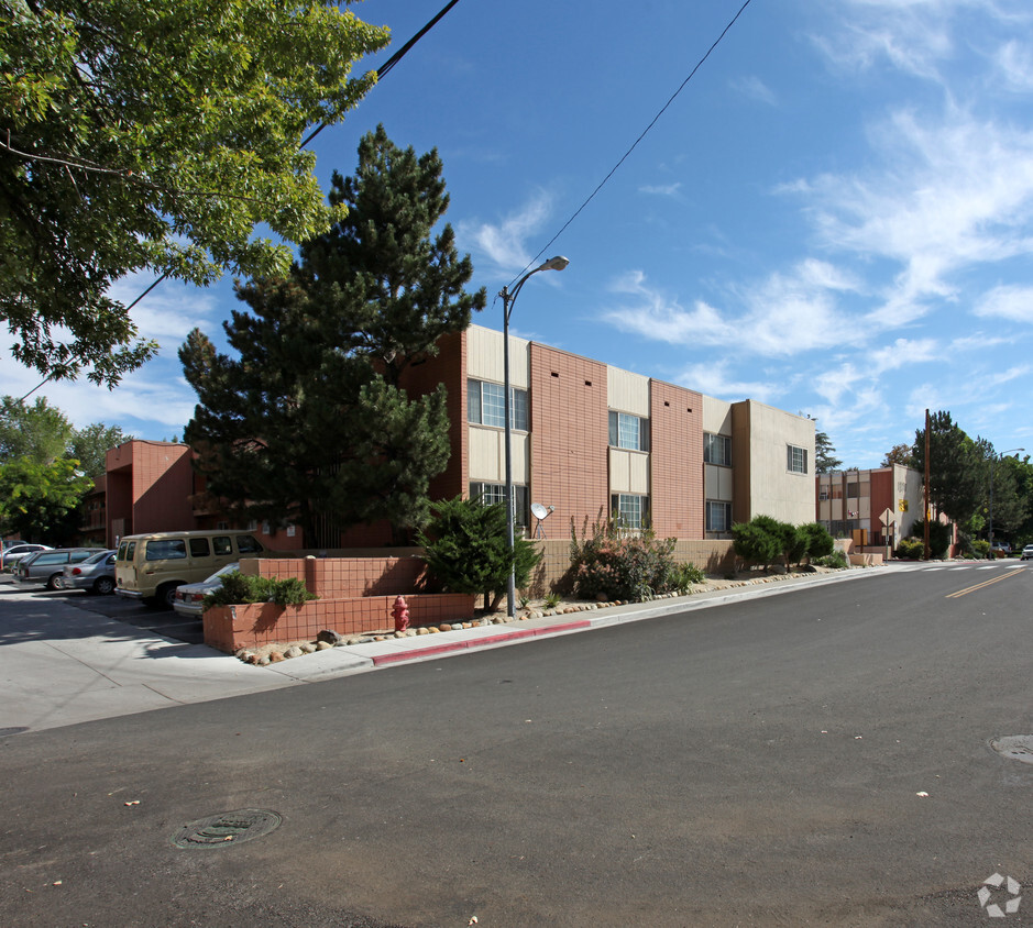 Foto del edificio - Riverview Apartments