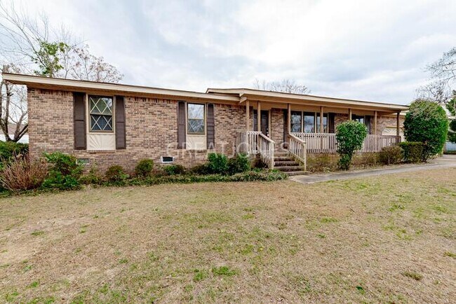 Building Photo - 224 Elberta Dr