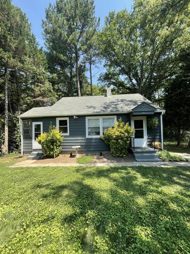 Building Photo - 185 Williams Rd