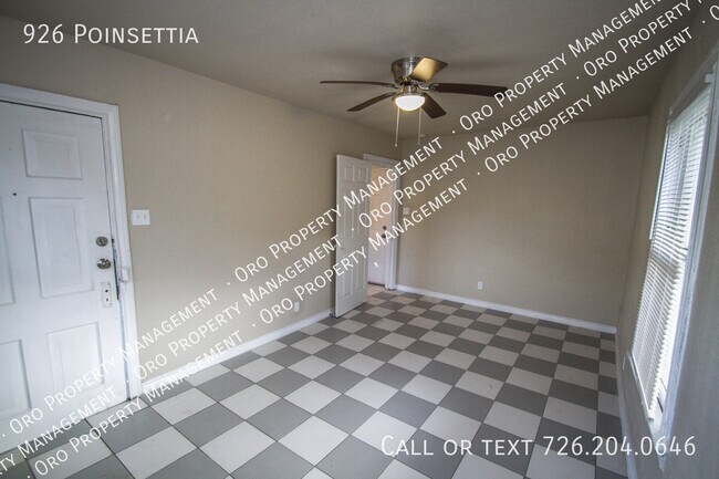 Foto del edificio - 926 Poinsettia-