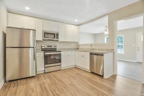 Building Photo - 417 Forrest Ridge Dr NW