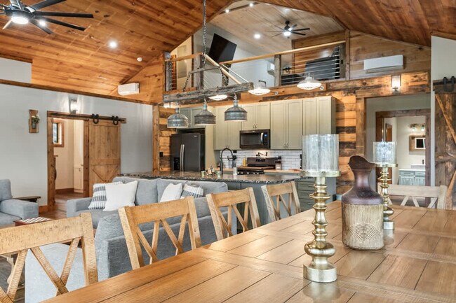 Foto del edificio - 299 Westview Dr